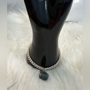 Vintage Silver-Tone Rope Bracelet with Dark Green Stone Charm